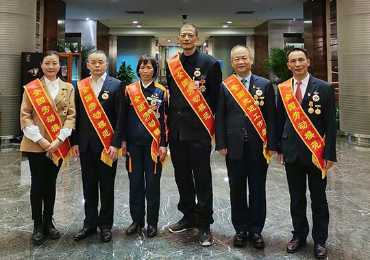 祝賀！這6位邵陽人在北京人民大會堂接受表彰！